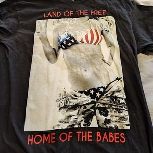 Men's or women's large t shirt